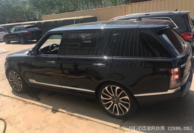17款路虎攬勝5.0T創(chuàng)世加長(zhǎng)版 22輪/1700W音響現(xiàn)車(chē)239萬(wàn)