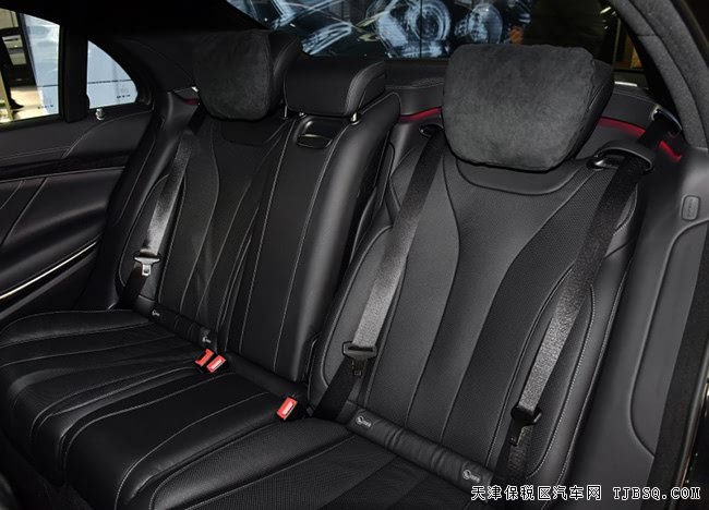 2017款奔馳S400加規(guī)版 全景/駕駛輔助包/電吸現(xiàn)車126萬