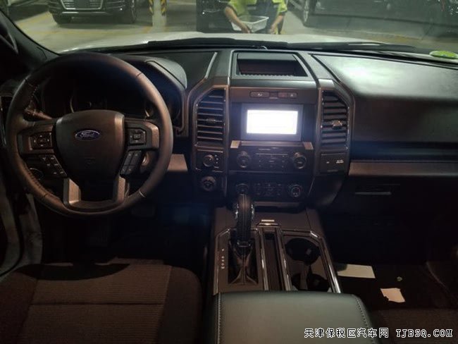 2017款福特F150加規(guī)版皮卡 301A/雙天窗/越野包現(xiàn)車46萬