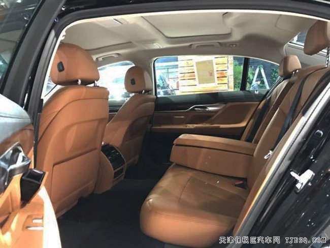 2017款寶馬730Li中東版轎車 平行進(jìn)口車惠滿津城