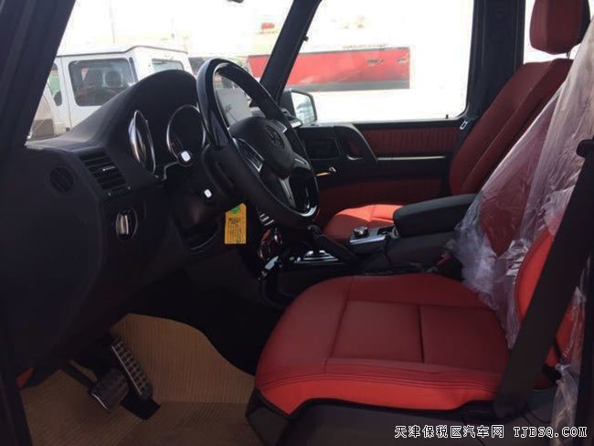 2017款奔馳G500中東版4.0T 全地形復(fù)古越野現(xiàn)車188萬優(yōu)享