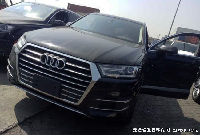 2017款?yuàn)W迪Q7加拿大版 全景天窗/七座/S-line包現(xiàn)車72萬(wàn)