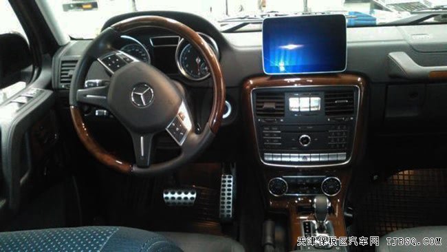 2017款奔馳G500中東版復(fù)古越野 平行進(jìn)口車震撼來(lái)襲