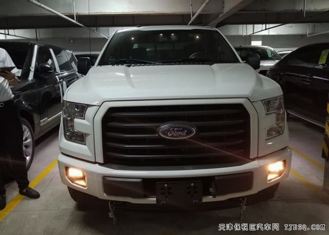 17款福特F150加規(guī)版 301A包/FX4越野包/雙天窗現(xiàn)車46萬