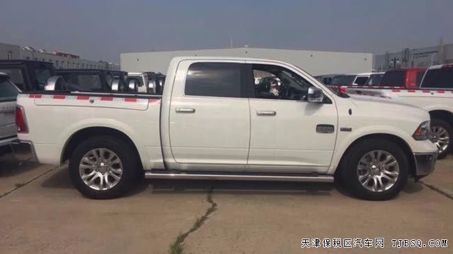 2017款道奇公羊5.7L長角號皮卡 20輪/底升/天窗現(xiàn)車47萬
