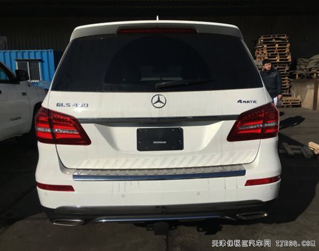 17款奔馳GLS450美規(guī)版 天窗/外觀包/停輔包現(xiàn)車98萬起