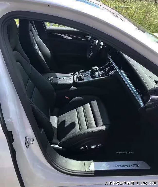 平行進口車保時捷Panamera 17款加規(guī)版現(xiàn)車熱賣
