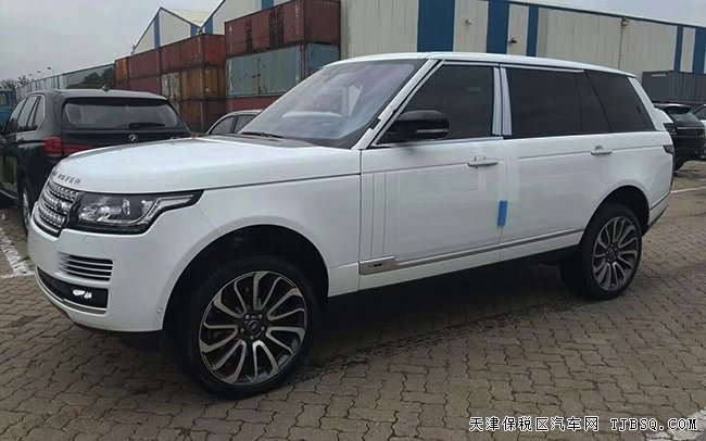 2017款路虎攬勝創(chuàng)世加長版 5.0T現(xiàn)車熱賣惠滿津港