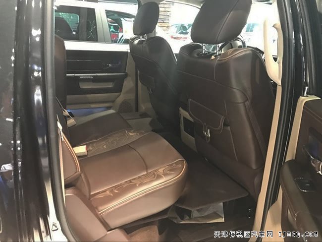 2017款道奇公羊5.7L長角號(hào)美式皮卡 20輪/天窗現(xiàn)車47萬
