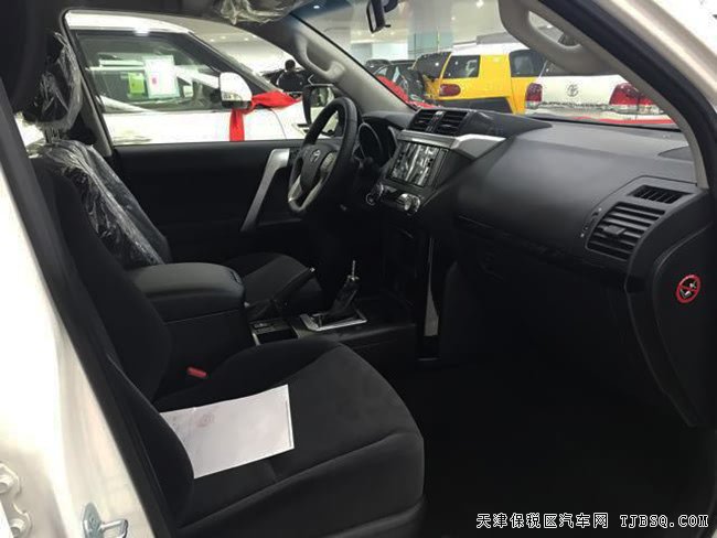 2017款豐田普拉多2700中東版 9氣囊/7座/后掛現(xiàn)車39.8萬