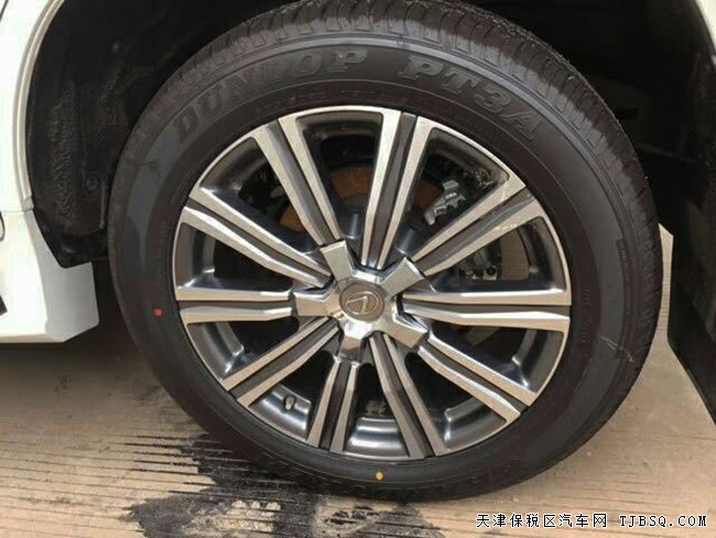 17款雷克薩斯LX570中東版頂配 雷測(cè)/21輪/八座現(xiàn)車161萬(wàn)