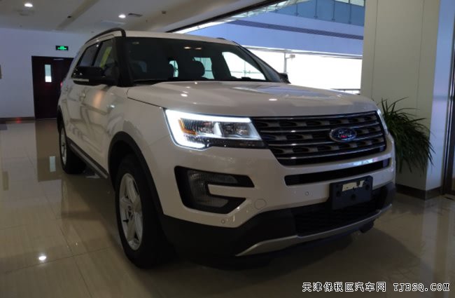 17款福特探險者七座SUV加規(guī)版 201A包/雙天窗現(xiàn)車40.5萬