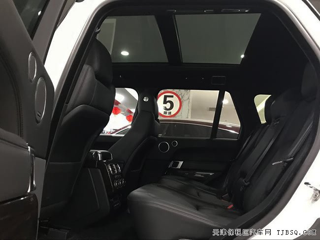 17款路虎攬勝3.0T行政版柴油 滑動全景/電吸門現(xiàn)車115萬