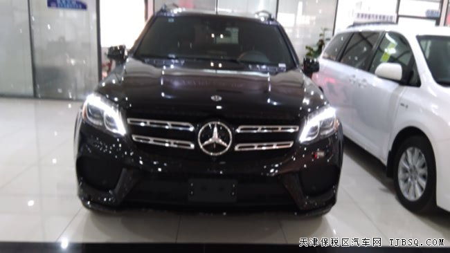 2017款奔馳GLS450加規(guī)版 駕輔包/豪華包/21輪現(xiàn)車129萬