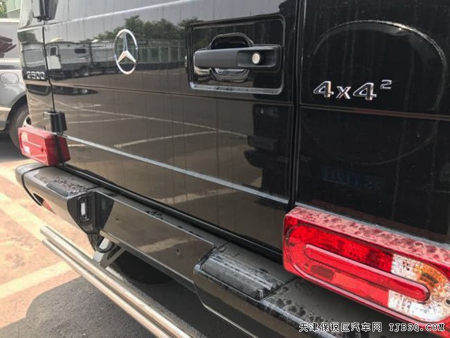 2017款奔馳G500 4x4版 22輪/天窗/三把差速鎖現(xiàn)車360萬(wàn)