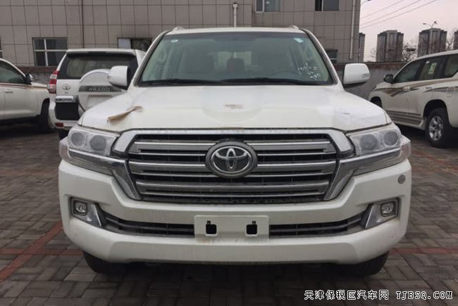 2017款豐田酷路澤5700中東版 7座/18輪/天窗現(xiàn)車98.5萬