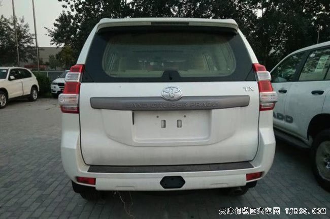 2017款豐田普拉多2700中東版 底掛備胎/天窗現(xiàn)車38.5萬