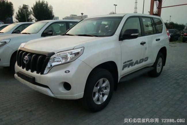 2017款豐田霸道2700中東版 底掛備胎/天窗現(xiàn)車38萬樂享