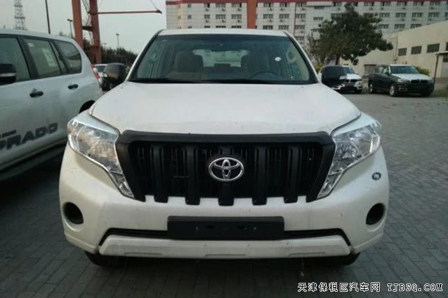 2017款豐田霸道2700中東版 底掛備胎/天窗現(xiàn)車38萬樂享