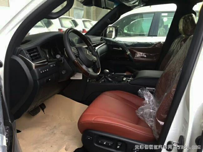 平行進口車雷克薩斯LX570中東版頂配 17款現(xiàn)車160萬巨獻