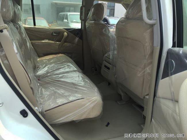 17款日產途樂Y62 SE中東版 天窗/BOSE/18輪現(xiàn)車56.5萬