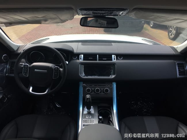 17款路虎攬勝運(yùn)動(dòng)汽油版 全景/液晶儀表/20輪現(xiàn)車81.5萬(wàn)