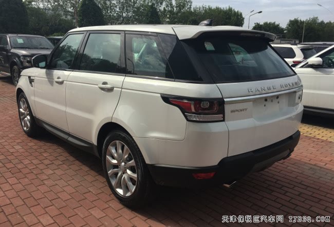 17款路虎攬勝運(yùn)動(dòng)汽油版 全景/液晶儀表/20輪現(xiàn)車81.5萬(wàn)