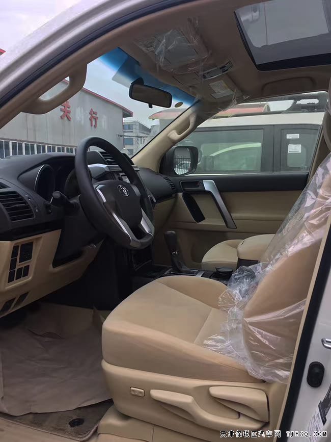 平行進(jìn)口17款豐田普拉多2.7L 中東版現(xiàn)車優(yōu)惠起航