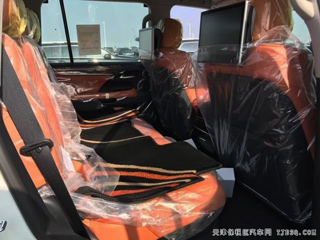 17款雷克薩斯LX570中東版 21輪/雷達(dá)測距現(xiàn)車160萬樂享