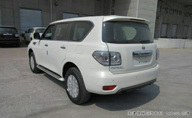 2018款日產(chǎn)途樂Y62中東版 7座/18輪/后差速鎖現(xiàn)車50.3萬