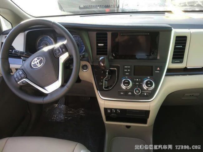 2017款豐田塞納3.5L經(jīng)典商務(wù)車(chē) 四驅(qū)版現(xiàn)車(chē)優(yōu)惠購(gòu)