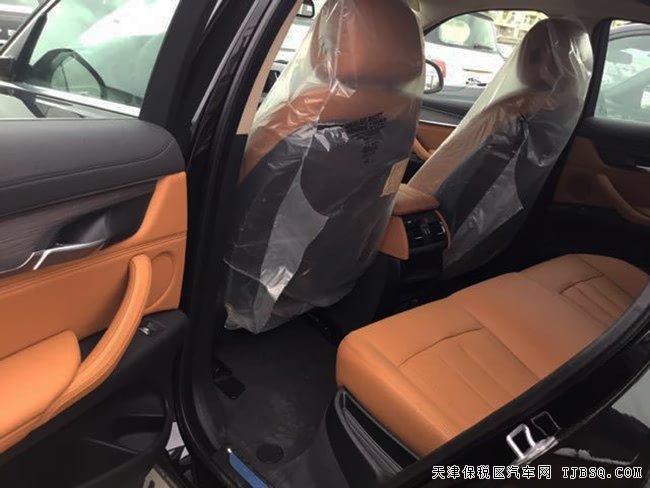 2018款寶馬X6墨規(guī)版跨界SUV 19輪/小天窗現(xiàn)車71.5萬優(yōu)購