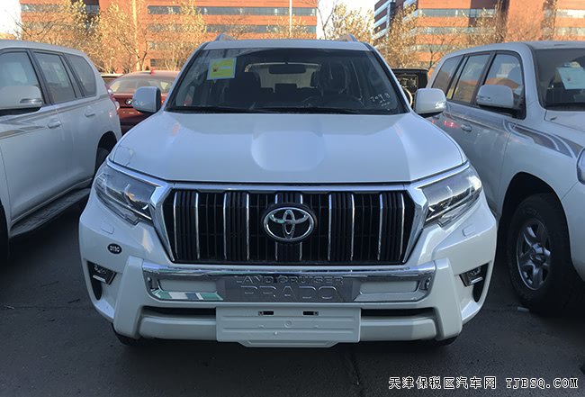 2018款豐田普拉多2700中東版 天窗/18輪/七座現(xiàn)車48萬