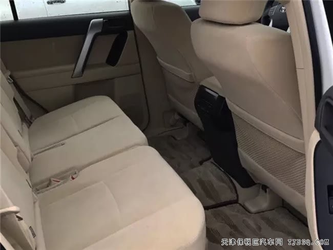2017款豐田普拉多2700中東版 經(jīng)典SUV現(xiàn)車即刻擁有