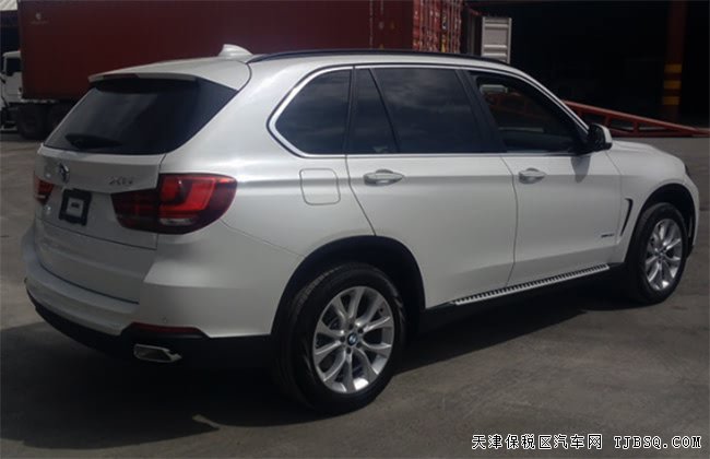 2018款寶馬X5墨西哥版 20輪/全景天窗/金屬漆現(xiàn)車70.5萬
