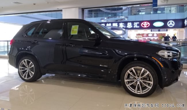 2018款寶馬X5M加規(guī)版 M包/大豪華包/豪華座椅包現(xiàn)車89萬
