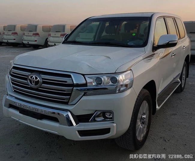 17款豐田蘭德酷路澤4600中東版 陸巡V8現(xiàn)車優(yōu)惠購
