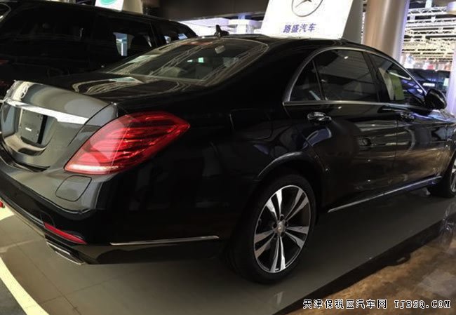 2017款奔馳S550e混動加規(guī)版 19輪/P01豪華包現(xiàn)車135萬