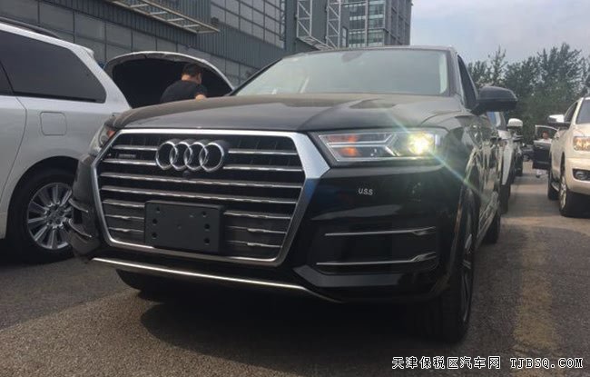 2018款?yuàn)W迪Q7加拿大版7座SUV 平行進(jìn)口車津城巨獻(xiàn)