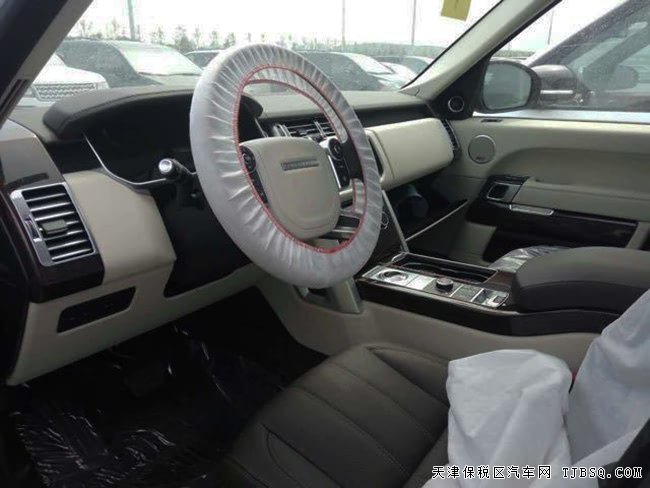 2017款路虎攬勝行政汽油版 3.0T現(xiàn)車(chē)熱銷(xiāo)低價(jià)來(lái)襲