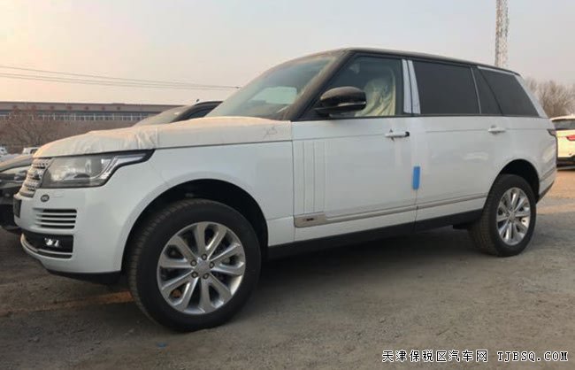 2017款路虎攬勝3.0T柴油加長(zhǎng)版 全景天窗/20輪現(xiàn)車134萬(wàn)