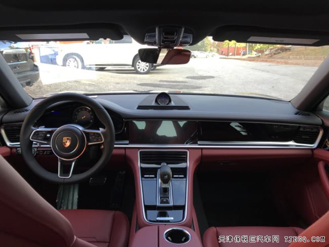 2017款保時(shí)捷Panamera 4S加規(guī)版 經(jīng)典轎跑現(xiàn)車154萬優(yōu)購
