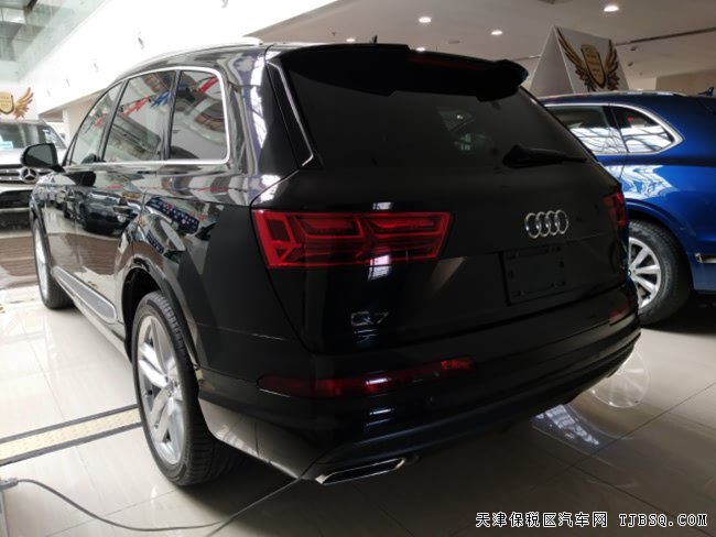 2017款奧迪Q7加規(guī)版科技型 動態(tài)包/S-line包現車77.5萬