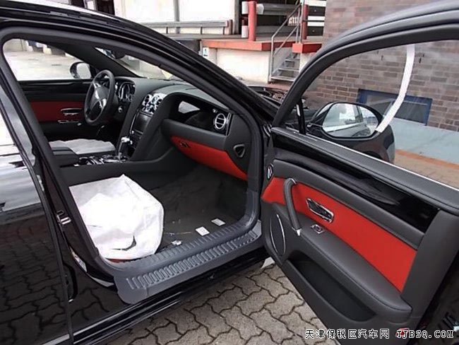 17款賓利飛馳V8S歐規(guī)版 20輪/天窗/5座現(xiàn)車271萬優(yōu)惠購