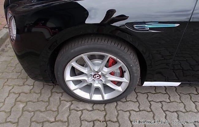 17款賓利飛馳V8S歐規(guī)版 20輪/天窗/5座現(xiàn)車271萬優(yōu)惠購