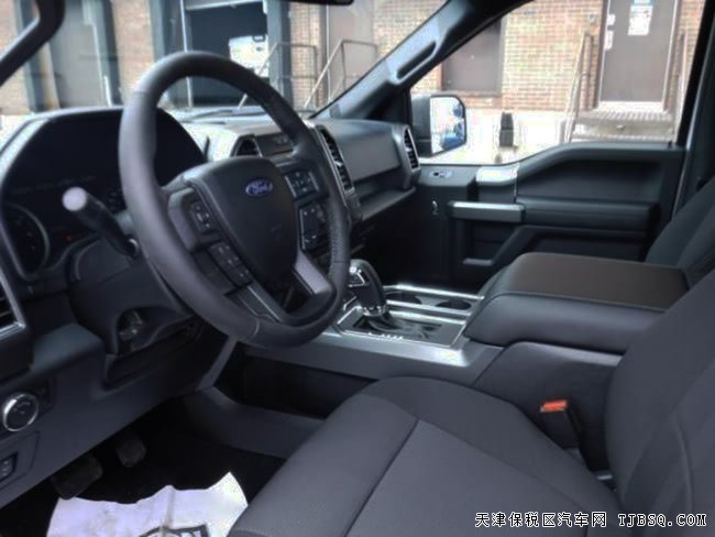 2018款福特F150經(jīng)典美式皮卡 XLT現(xiàn)車熱賣鉅惠來襲