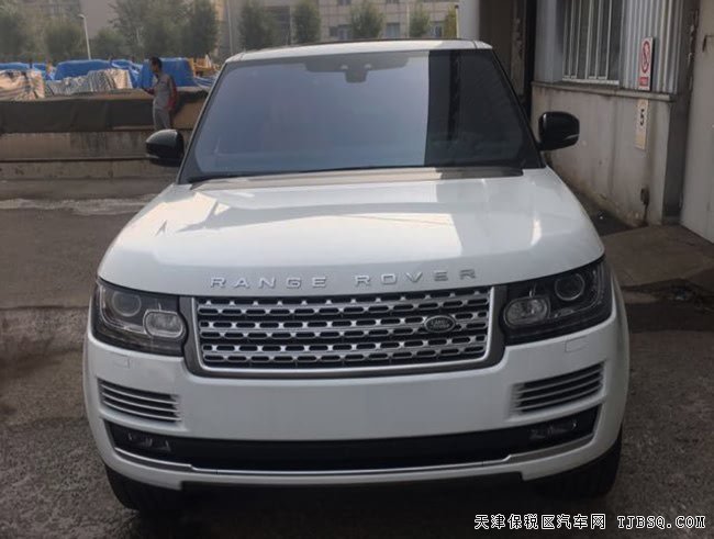 2017款路虎攬勝柴油創(chuàng)世加長版 21輪/4座/全景現(xiàn)車153萬