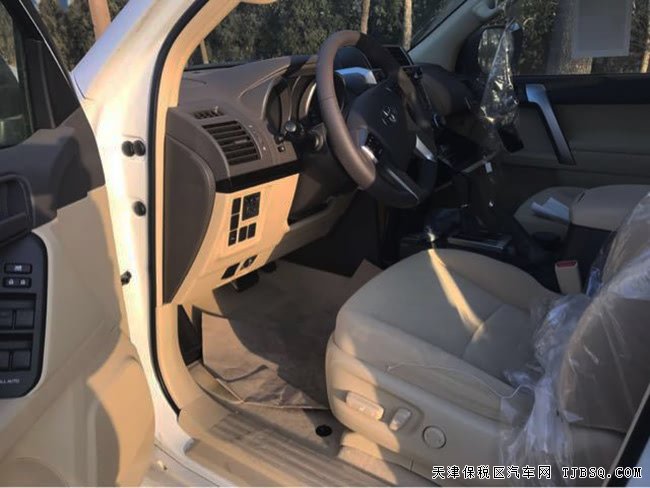 2017款豐田普拉多4000中東版 航踏/天窗/18輪現(xiàn)車58.5萬