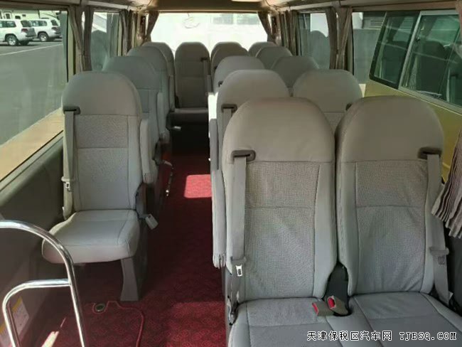 平行進(jìn)口車17款豐田考斯特4.0L中東版 天津港口現(xiàn)車80萬