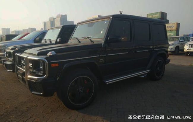平行進口車17款奔馳G63 全地形復(fù)古SUV現(xiàn)車優(yōu)惠購